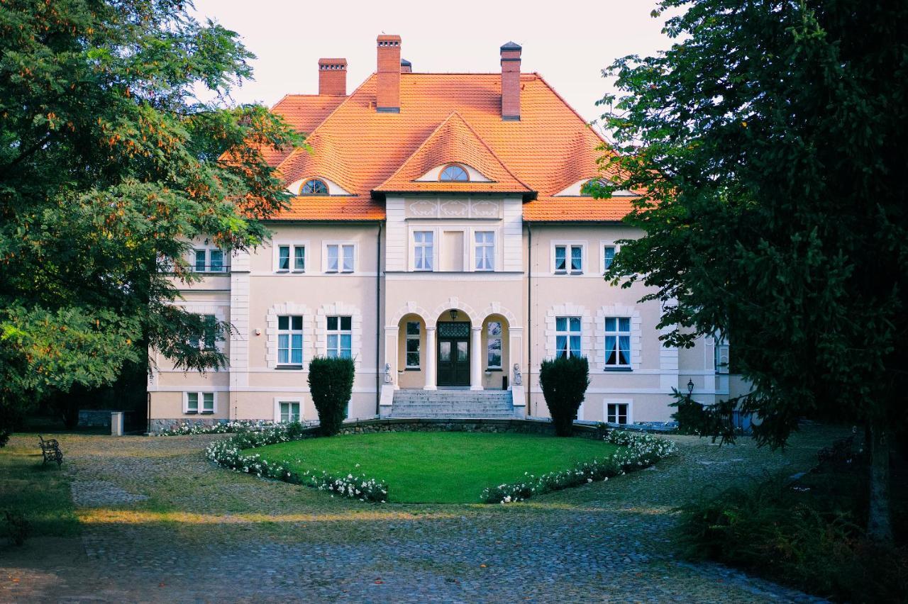 Krzeszkowice Palac W Debinie מראה חיצוני תמונה
